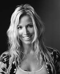 Stranger Things" Chapter Five: The Flayed (TV Episode 2019)