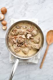 Simple Comme Des Boulettes Sauce Aux Champignons La Cuisine C Est Simple Sauce Aux Champignons Boulette Recettes De Cuisine