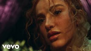 Manu Gavassi, Tim Bernardes, Amaro Freitas