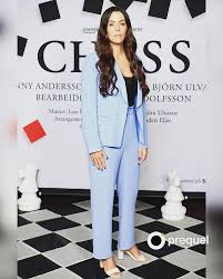 Find marion raven tour dates and concerts in your city. Marion Ravn Gleder Meg Til A Komme Tilbake Til Musikalscenen Som Svetlana I Chess Premieren Er 13 Februar 2020 Og Billettene Gar Allerede Unna Facebook