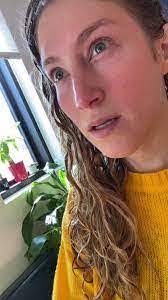 Cleo Ambrose's Instagram, Twitter & Facebook