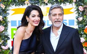 He reprised the role as a guest star in the sixth season episode such sweet sorrow. George Clooneys Frau Amal Spricht Ein Drastisches Verbot Aus