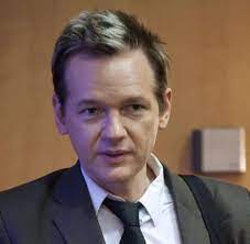 The wikileaks founder was arrested in april for jumping bail (image: Schutz Vor Razzien Schwedens Piraten Gewahren Wikileaks Zuflucht Welt