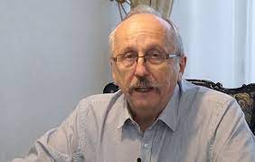 Péter niedermüller (born 3 september 1952) is a hungarian politician. Niedermuller Peter Hvg Hu