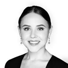 Ella Mcmanus's Instagram, Twitter & Facebook