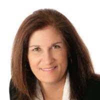 Lynne Snell's Instagram, Twitter & Facebook