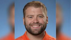 Christopher Everson's Instagram, Twitter & Facebook