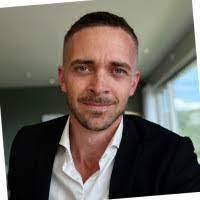 Joanne Hedlund's Instagram, Twitter & Facebook