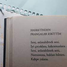 Yokluğun, cehennemin öbür adıdır üşüyorum, kapama gözlerini… ahmet arif. Hasretinden Prangalar Eskittim Ahmed Arif Ilham Verici Sozler Kitap Kenari Kitap Alintilari