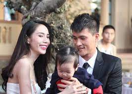 Đại diện của công vinh đã gửi mail chính thức chấm dứt hợp đồng với nhãn. Cong Vinh Nháº¯n Thá»§y Tien Nhan 20 10 Gáº·p Va Láº¥y Em La May Máº¯n Nháº¥t Ä'á»i Anh Vietnamnet