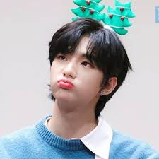 •here is our god hyunjin•if you also love him, be sure to follow me•my account. Hyunjinology Hyunjin S Cute Little Pout A Thread Cr Facebook