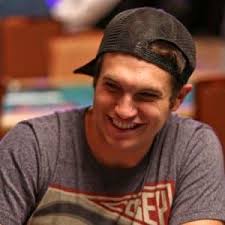 WCGRider, Dong Kim, Bjorn Li, Jason Les Playing Heads-Up Against a Bot