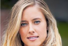 Belinda Jarrett's Instagram, Twitter & Facebook