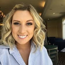 Amanda Starr's Instagram, Twitter & Facebook