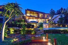 Moving Company Quotes Tips To Plan Your Move Mymove Architecture Luxury Homes Exterior Contemporary Style Homes