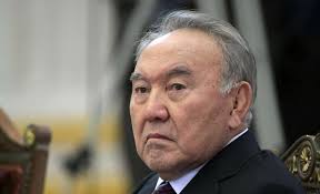 Nazarbayevin adı rus yazıçının adı ilə əvəzləndi