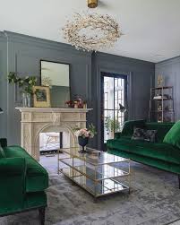 Which paint shades are best for dark flooring and which paints should you use for accent dark floors are the most popular when it comes to hardwood flooring, so the next logical question my customers ask is, what are the best paint. How To Decorate Dark Walls Around Light Hardwood Floors Decorated Life