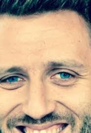 Dean Aragon's Instagram, Twitter & Facebook