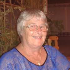 Popped to alykanas harbour, i spoke with a local who said to stop and keep  looking. The turtle is always there. Beautiful!