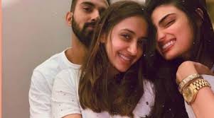 Rishabh pant cricket player profile displays all matches and competitions with statistics for all the. Who Is Kl Rahul Dating Athiya Shetty Or Akansha Ranjan Kapoor The Sportsrush
