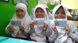 Setiap pelajar universiti yang tidak datang daripada keluarga berada mengetahui perjuangan ini. Login Pip Kemdikbud Go Id Bantuan Siswa Sd Smp Dan Sma Apa Itu Program Pip Dapat Bantuan Rp 1 Juta Serang News