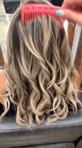 Ash Blonde Wigs For Women Dark Brown With Blonde Highlights Revlon Dar Wigsblonde In 2020 White Blonde Hair Blonde Hair Color Brown With Blonde Highlights