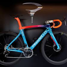 L Immagine Puo Contenere Bicicletta Road Bicycle Bikes Paint Bike Road Bike Cycling