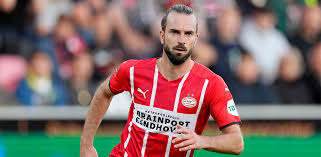 This means that 1 of the 1 matches cambuur has played has ended in over 2.5. Iayqtpuyptx Dm