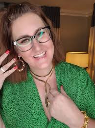 My girlfriend is about getting married, what color would you suggest she  use for her asoebi🤔🤔 Me: apple green and milk yellow😏