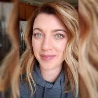 Christine Morelli's Instagram, Twitter & Facebook