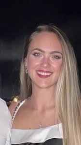 Dora Pitts's Instagram, Twitter & Facebook