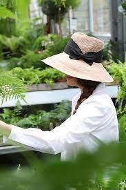 Pin By Andrea Rojas On Hat And Fascinators Sun Hats Gardening Hat Hats