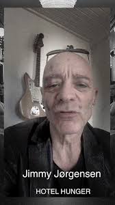 Se Jimmy Jørgensen give en forsmag på vores kommende single "Super Rich  Bitch"