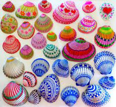 To listen to your favorite books for free for the next 30 days go to audible.com/moriah or text moriah t. Painting Shells With Ultra Thin Sharpies Shell Crafts Seashell Crafts Seashell Painting
