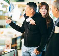 2 731 318 tykkäystä · 363 459 puhuu tästä. Háº­u Chia Tay Ngá»c Trinh Tá»· Phu Hoang Kiá»u Trá»Ÿ Nen Ká»‡ch Cá»¡m Ä'áº¿n Kho Tin