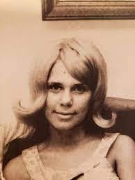 Marsha Botts's Instagram, Twitter & Facebook