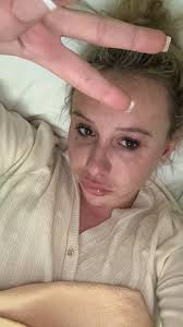 Just curious if anyone has ever had issues with the front of their neck  /esophagus being uncomfortable /burning off and