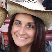 Denise Vidal (@DeniseVidal1017)