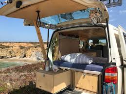 Wohnmobil Hannes In Koln Mieten Wohnmobil Mieten Wohnmobil Van Reisen