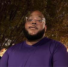 Time to build your legacy! 💥 Pre-Order the EA SPORTS MVP Bundle by 4/29 to  secure: 🏈 Limited Time On the Clock Pack w/ 99 OVR Travis Hunter available 