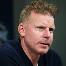 Ikonen Daniel Alfredsson nobbar mäktig roll i Ottawa