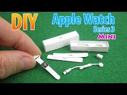 11 Diy Realistic Miniature Apple Watch Series 3 Dollhouse Sin Arcilla Polimerica Youtube Dollhouse Miniature Tutorials Doll Diy Crafts Apple Watch