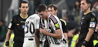 Juventus Beats Parma 2-0: Cambiaso Gets Red Card! - Imagen principal del artículo