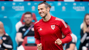 Captain gareth bale walks away when asked about his wales future following the euro 2020 round of 16 defeat to denmark. Gareth Bale Ist Zum Vierten Mal Papa Geworden Sohn Xander Frank Kam Nach Dem Em Aus Mit Wales