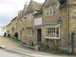 Harry potter's lacock and oxford taxi tour. On The Trail Of Fantastic Beasts And Harry Potter In Lacock Suitcases And Sandcastles