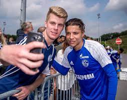 Sales candidate omar mascarell will not be an issue as an emergency temporary worker. Fc Schalke 04 On Twitter Welcome To The Royalblue Family Amine 000 S04