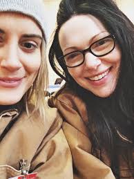 Orange is the new black. Daily Laylor On Twitter Orange Is The New Black Taylor Schilling Laura Prepon Alex And Piper