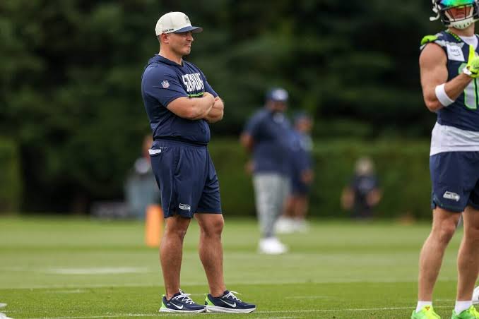 Hard Knocks, owners, real life. Seahawks training camp new | Tacoma News  Tribune
