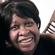 Kristie Burris's Instagram, Twitter & Facebook