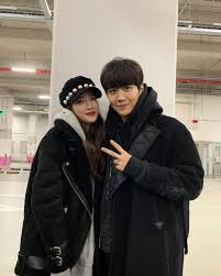 Kim seon ho facts and news. Kim Seon Ho And Moon Ga Young S Friendship